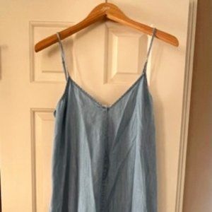 Maxi denim dress (with pockets)